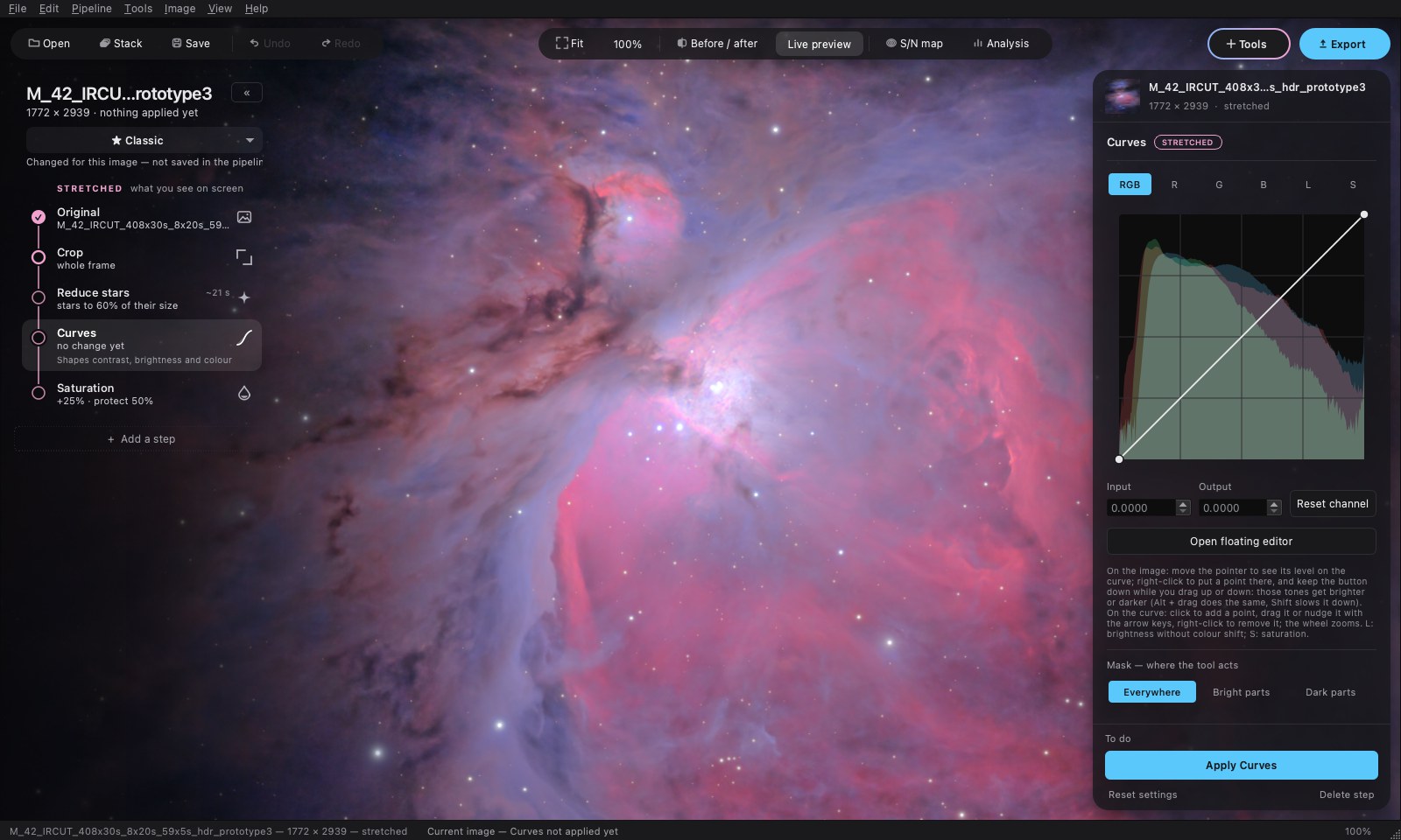 The COSMO window: M 42 at 100 % full screen, the processing sequence on the left and the settings of the Curves tool on the right, see-through over the image